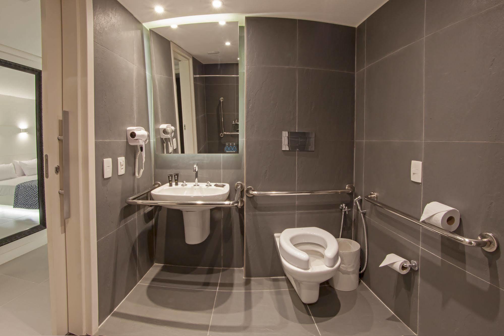 Отель Ibis Styles Рондонополис Экстерьер фото