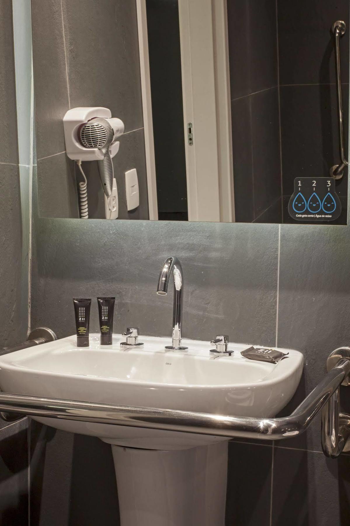 Отель Ibis Styles Рондонополис Экстерьер фото